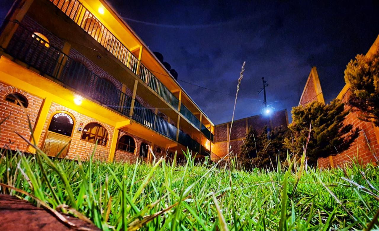 Hotel Rayo de Sol y Luna Mineral del Monte Exterior foto